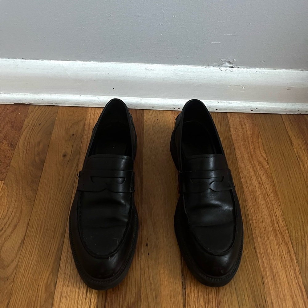 Vagabond Black Leather Loafers